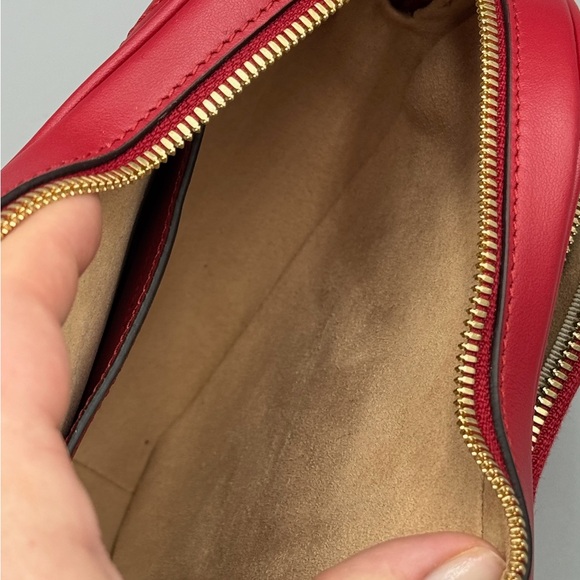 Gucci heart interlocking red crossbody - Picture 10 of 13